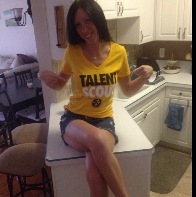 I love to eat, drink, bake, laugh, and exercise.