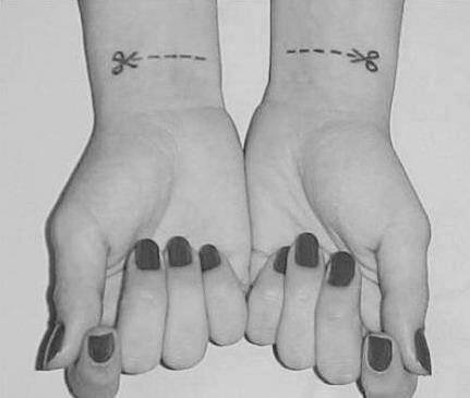 || Every day's the same she fights to find her way... || Give Up ||