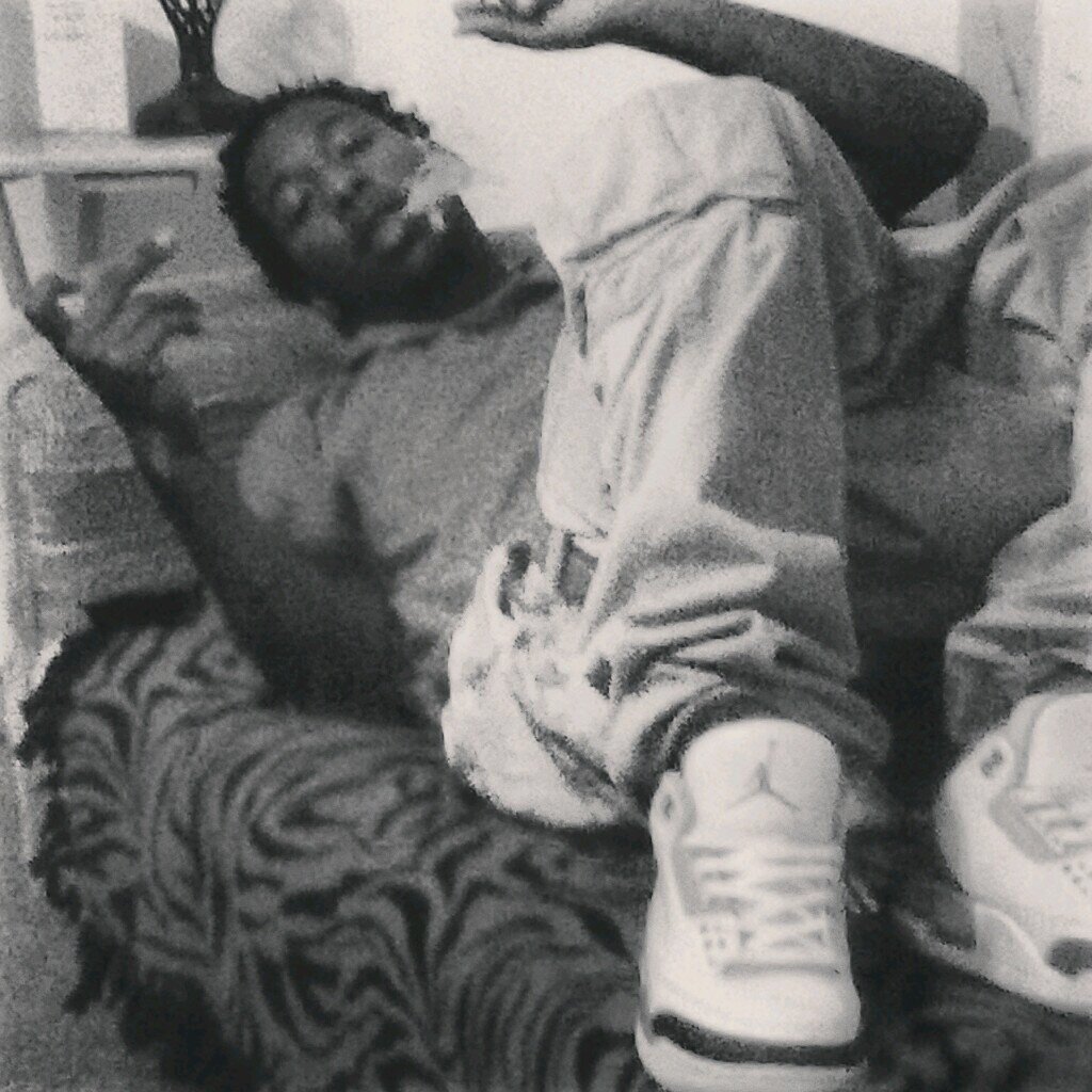 Fuck yo Man Hoe Im da Man Fuck Da World & Fuck New Friends lbdas Now Uk How Im Rocking  :-P !!!! «»$$$$