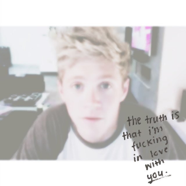 Please Follow @beauthxrry because she gave you a free follow. (: