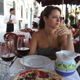 suzieq182's profile picture. 