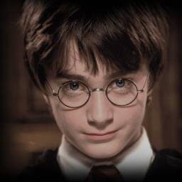 #Potterhead #Gryffindor #Boy Por que o amor a saga Harry Potter nunca acabara,não enquanto quem estiver ali for leal a ela #Since 10/06/2012 Plataforma 9¾