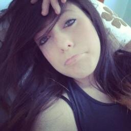 eu só quero alguem me me faça Feliz , o resto agente conquista Depois ;*