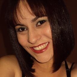 Sou um milagre renasci, das sombras da morte ressurgi, ele me amou, me resgatou e me restaurou... O que mais quero é cantar os teus louvores !