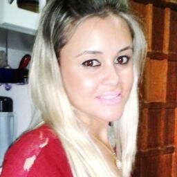 O mundo pode até me fazer chora.. Mais Deus me quer Sorriiindo..***
      **Emanuelle Freire Mamae TE AMA..