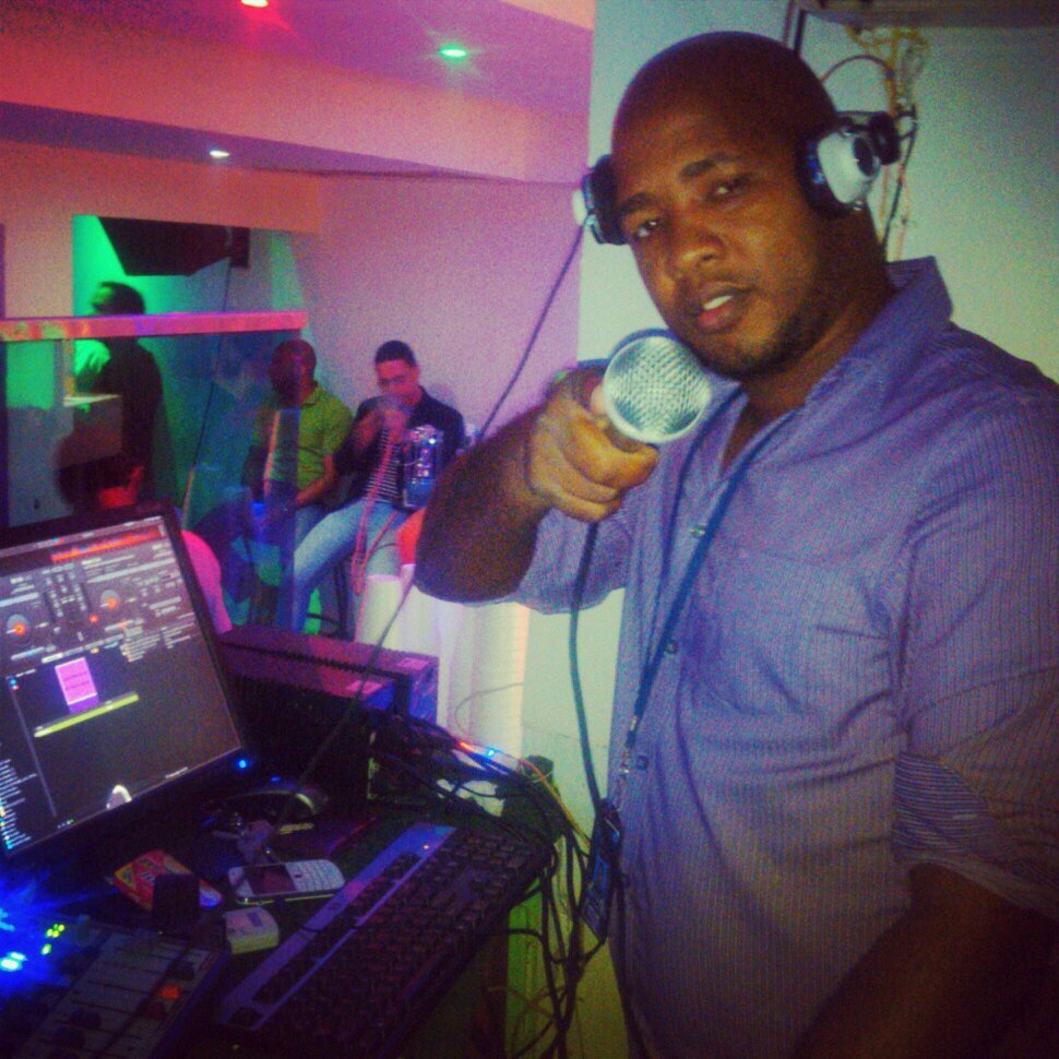 DJCOCOFULL's profile picture. 