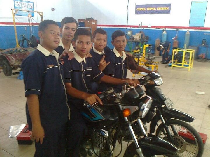 SMK..BISA .. AMGA  BISA