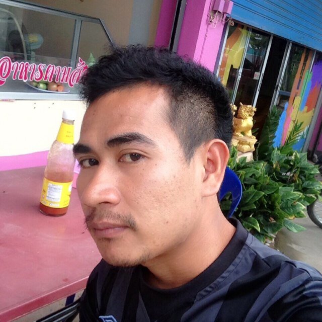 รักการเรียนรู้ อยากมีเพื่อนเยอะๆครับ รักการเดินทาง