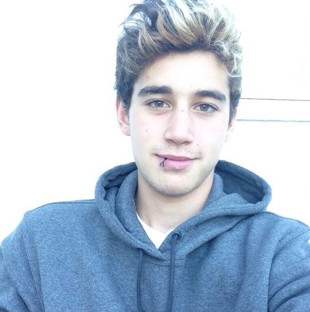 Hi! So im trying to ask Luke Brooks to my prom this year! A videos in the making so this is just a saved acc to spam once i have it ready! My acc @embemo :)