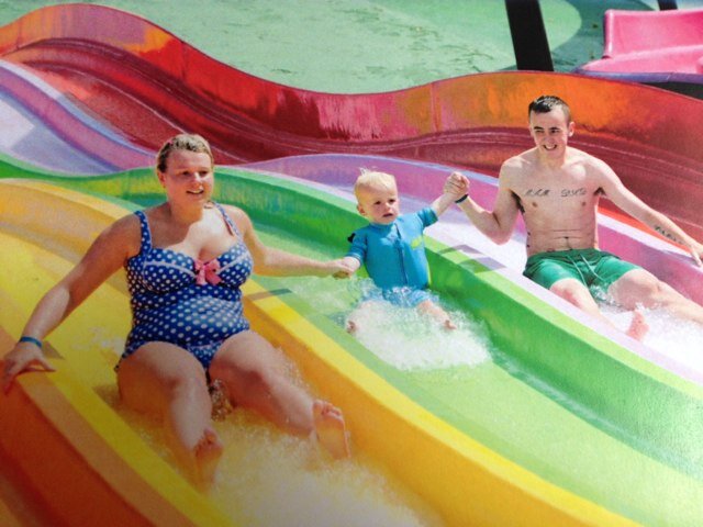 AndyGowing's profile picture. Life is not the amount of breaths you take, its the moments that take your bretath away.