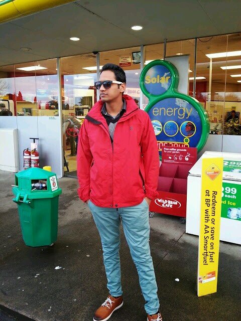 follow me i`ll follow you back ;)