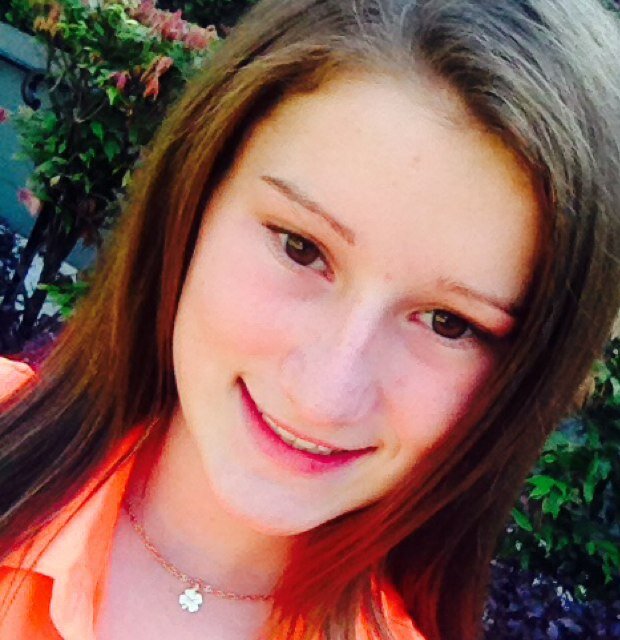Heyy im 17, I love One Direction, Running, dancing and acting. Follow my other account @JessicaHogg123