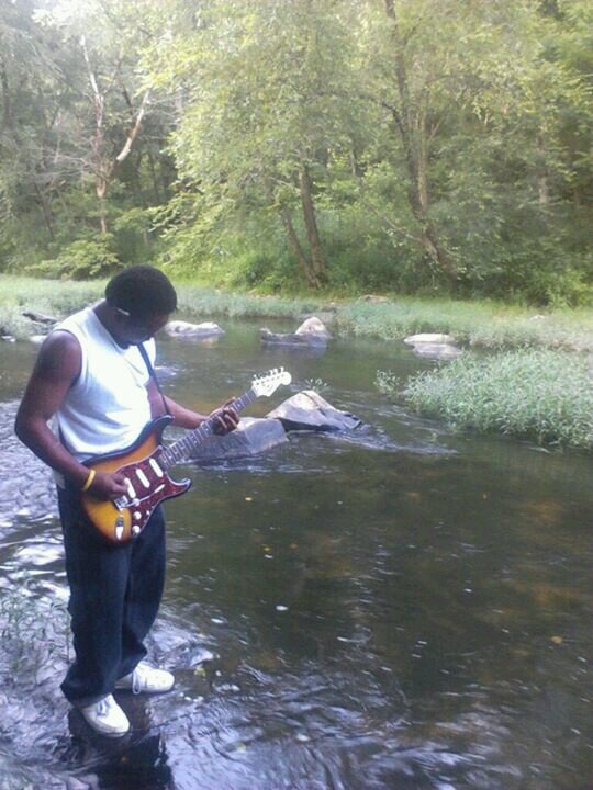 laid bac kool dude who wants to be successful