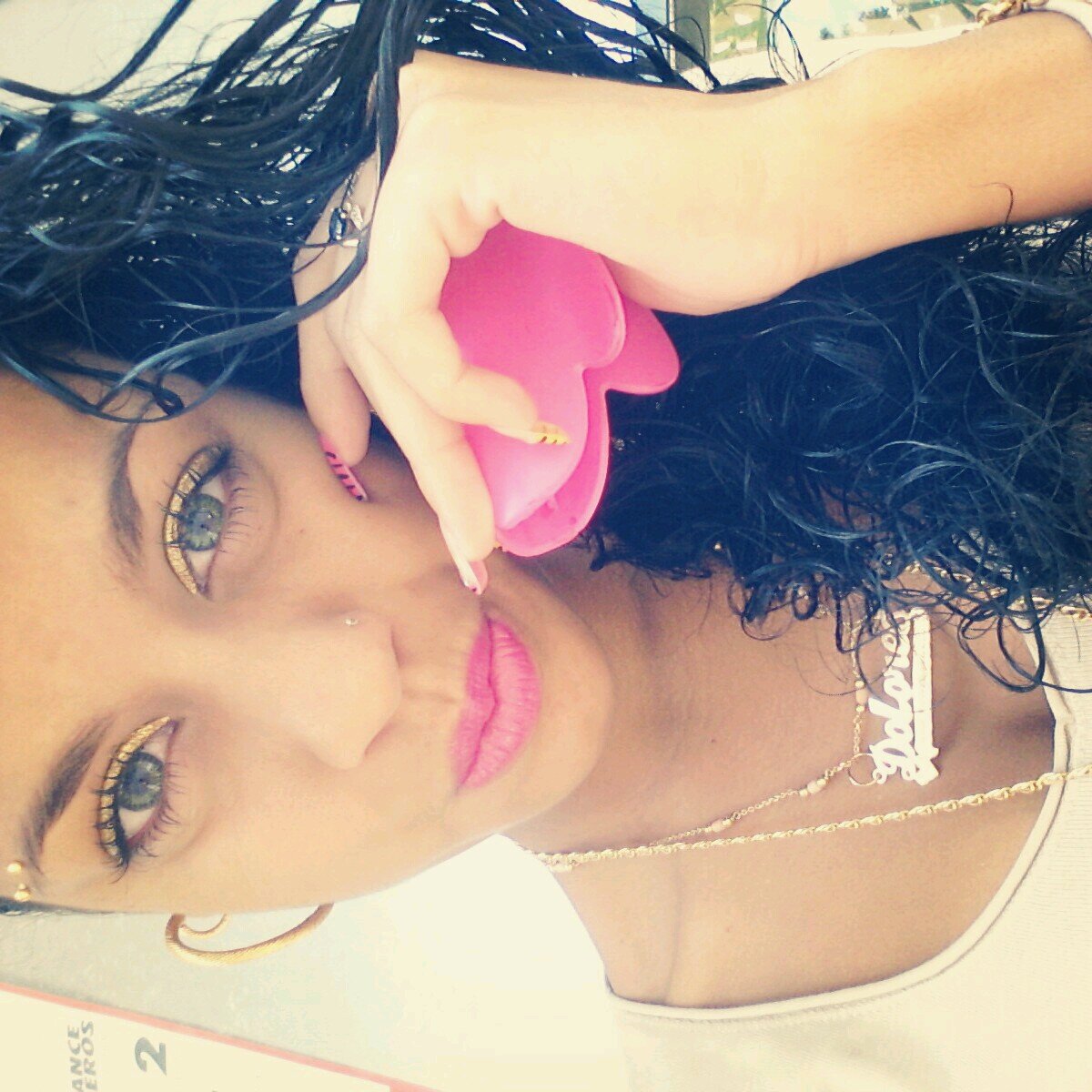 LaMinie_Dolly's profile picture. « La caravane passe &é. An ka distribué crokett' ! » #LaFamilleElChab