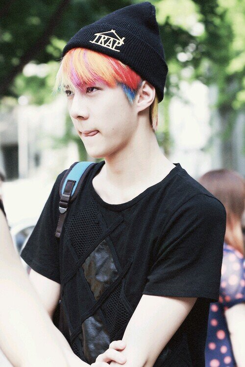 มักเน่ชอบกินชานมช็อกโกแลต @HHnnz ♥