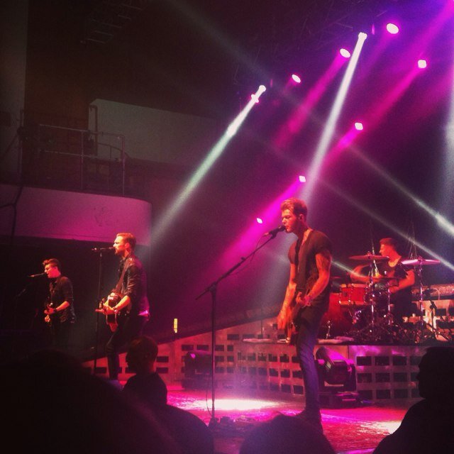#TWFanmily #LawsonGeese #Mayniac #Sheerio #Directioner #5sosfamily :)