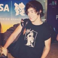This is a free follow from @crazy_mofo__xx :)x
Please don't unfollow her as she'll be inactive for a few days thanks ily loads