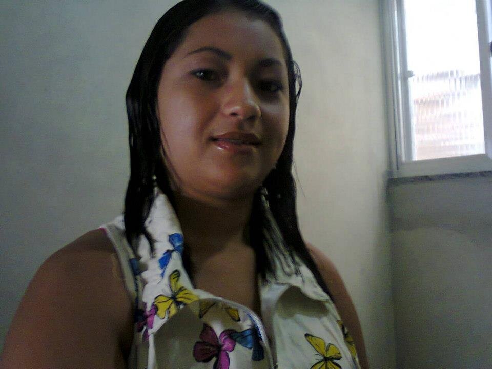 gosto de ser feliz
 amo demais  minha family