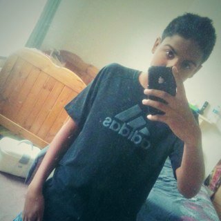 Footy and music my lyf. #TeamTigz