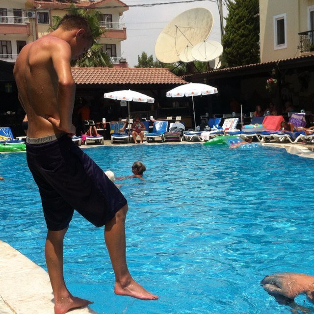 •D.Staal• 04061993•italië•Wakeboarden•hardstyle•carp fishing•love Kimberley♥•