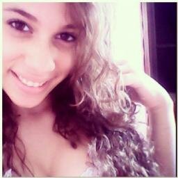Fala sério! Como vou resumir minha
vida aki no twitter?
 too de boa :)