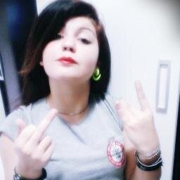 Piercing na lingua+baseado= MECHUPA HU3