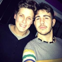 Pol7kantero's profile picture. Derrivemos las fronteras. Nos quieren callados, hagamos mucho ruido