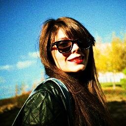 MaryBlahnik's profile picture. Periodista freelance. Escritora en la revista digital @psicoesfera_ A la caza del interés público. Demente y enigmática. Coleccionista de zapatos.