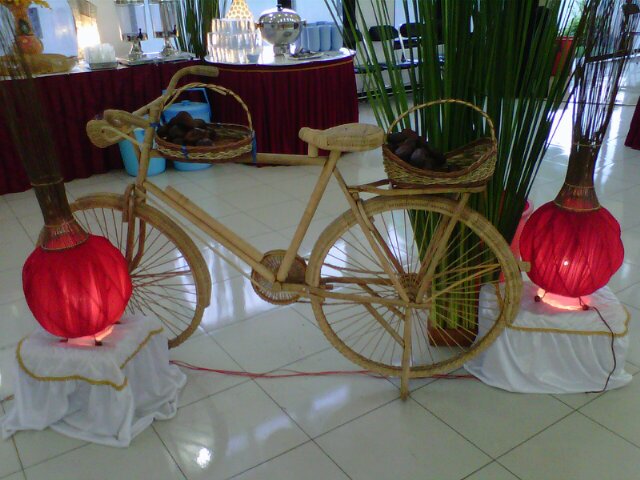 eka_yuniarta's profile picture. 