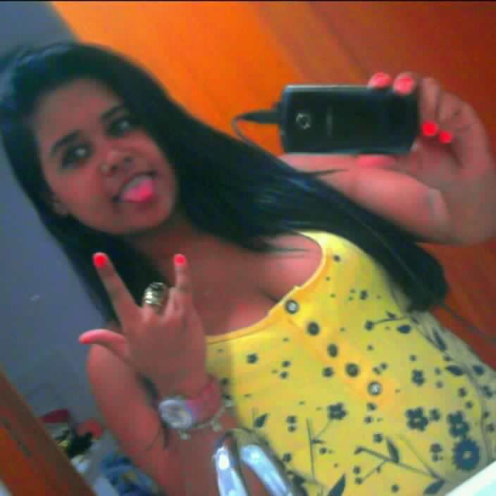 Meu ponto de equilíbrio, o meu comando é você é tudo que eu preciso, a força que me faz viver, amor perfeito tem começo, meio e não tem fim♪
