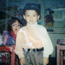 Bapak, Ibu, Kakak, dan Aku