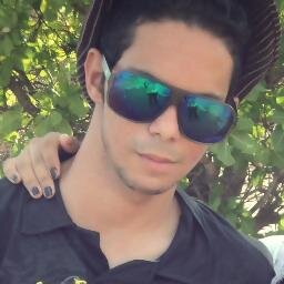 Temos , há muito tempo , guardado dentro de nós um silêncio bastante parecido com estupidez . Segue: http://t.co/9KMy4A9v2n