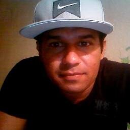 estudante de geografia! 
'Amor, o jardim que dá vida deste mundo.'' 
Rumi