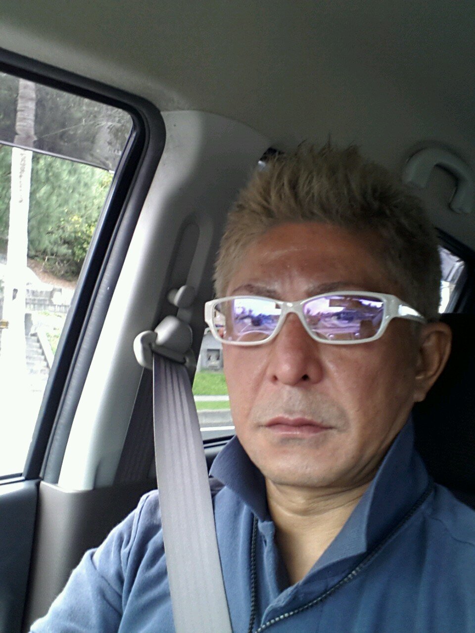 マリンスタッフして夜は運転代行の二種やってます。