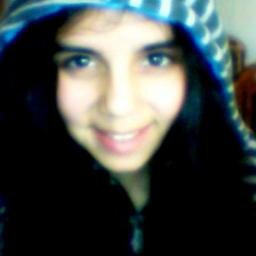 Hola' ♥ Soy Vale Soy Muy alegre Me Gusta Mucho la Música Y cantarla soy muy relajada Me Gusta compartir Con Amigos y Pasarla bien :D ! ♥