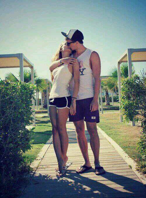 Follow us x begonnen op 11'04'2012 ♥ je leest mijn bio, volg me dan ook meteen ♥