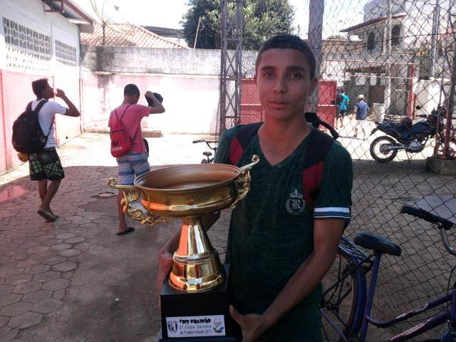 cruzeirense + q apaixonado, jogo no e.c.guanduense,lateral esquerdo sub15,de baixo guandu es,https://t.co/3hOef5DAes