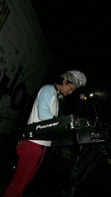 *DJ*MC*PenulisNaskah OVJ*Vocalist*DJ*NEWETA*StandUpComedy*PeciptaLagu*Cp:27d0993a /085693049627