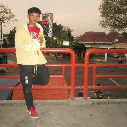jangan biarkan otak kita sadar!
29-03-1995