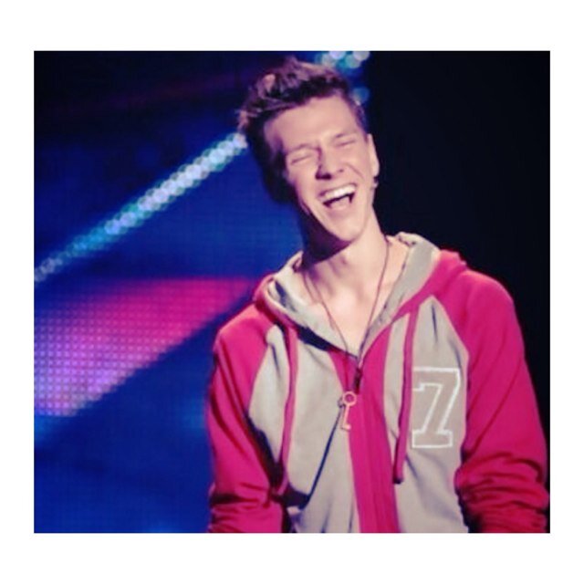 ThatOneKeyperr's profile picture. DONT FOLLOW ME FOLLOW @CollinsKey #CollinsKeyTo80k
