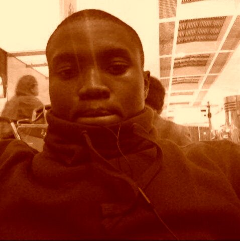Deep thinker, realistic, and blunt.
Staunch Manchester United Fan.
Aspiring coach.
Analyst.
Lover of football and chess.
