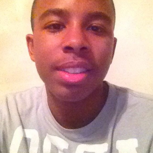 I love basketball Follow me
Clover Hill