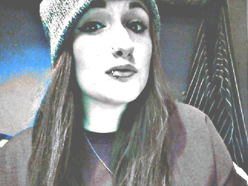 This is my private account were i tweet emotional feelings and other shit but follow my normal one @jodiecocozza