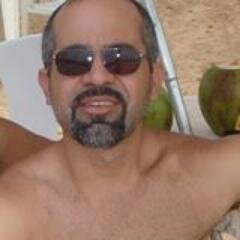 Professor universitário. Com a cabeça nas nuvens e os pés no chão!