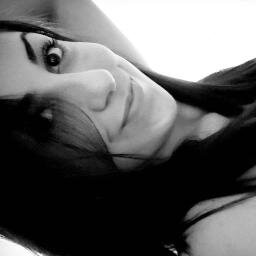 Não importa quem vc é, oq faz, oq tem, se vc acredita no que quer, acredita em vc e tem fé em Deus, nada vai ser impossivel na tua vida. (: