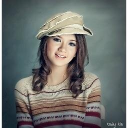@JustinBieber FOLLOW ME   @zaynmalik FOLLOW ME @OmerUrtac FOLLOW ME  They exist perfect style :)
