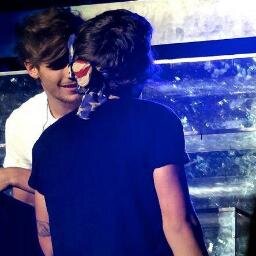 «He who is brave, is free.»
One look says more than a “Yes, I'm with him”