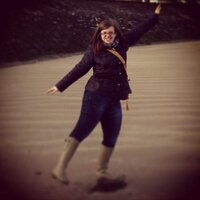 Rachael Williams (@rachaelhoisin) Twitter profile photo