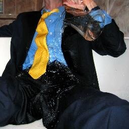 Wetsuitntie Profile Picture