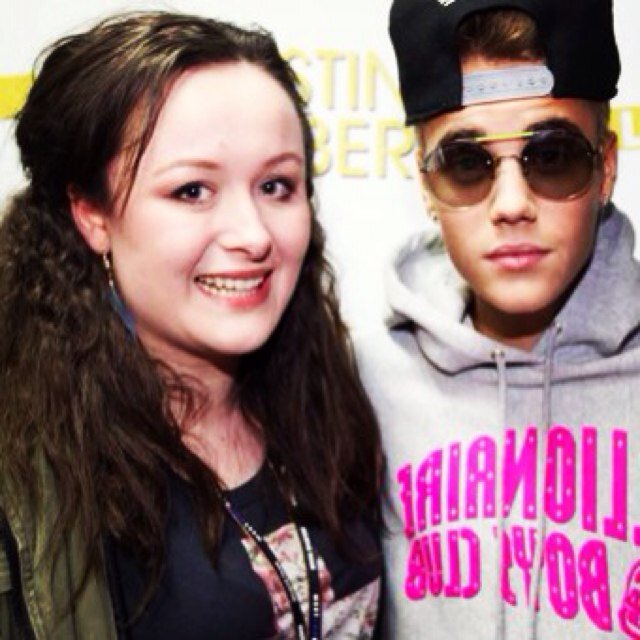 I LOVE BRITISH YOUTUBERS, AMY ASTRID AND JUSTIN BIEBER (amy follows!)